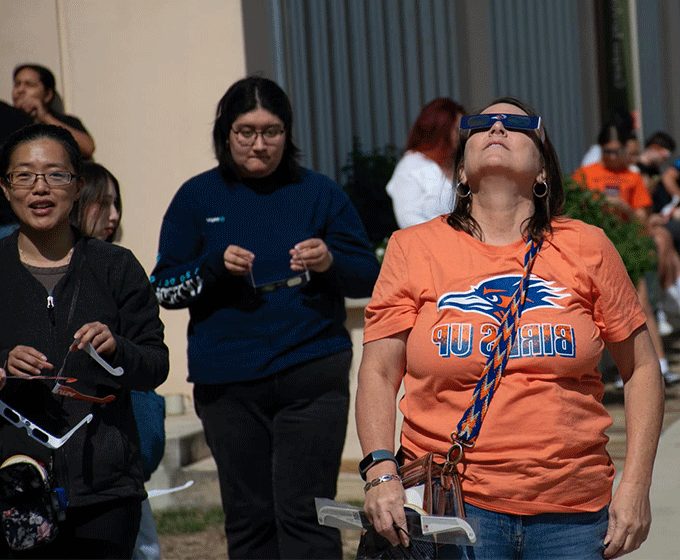 Students to enjoy up-close view of eclipse at <a href='http://l6na.ngskmc-eis.net'>在线博彩</a> Main Campus